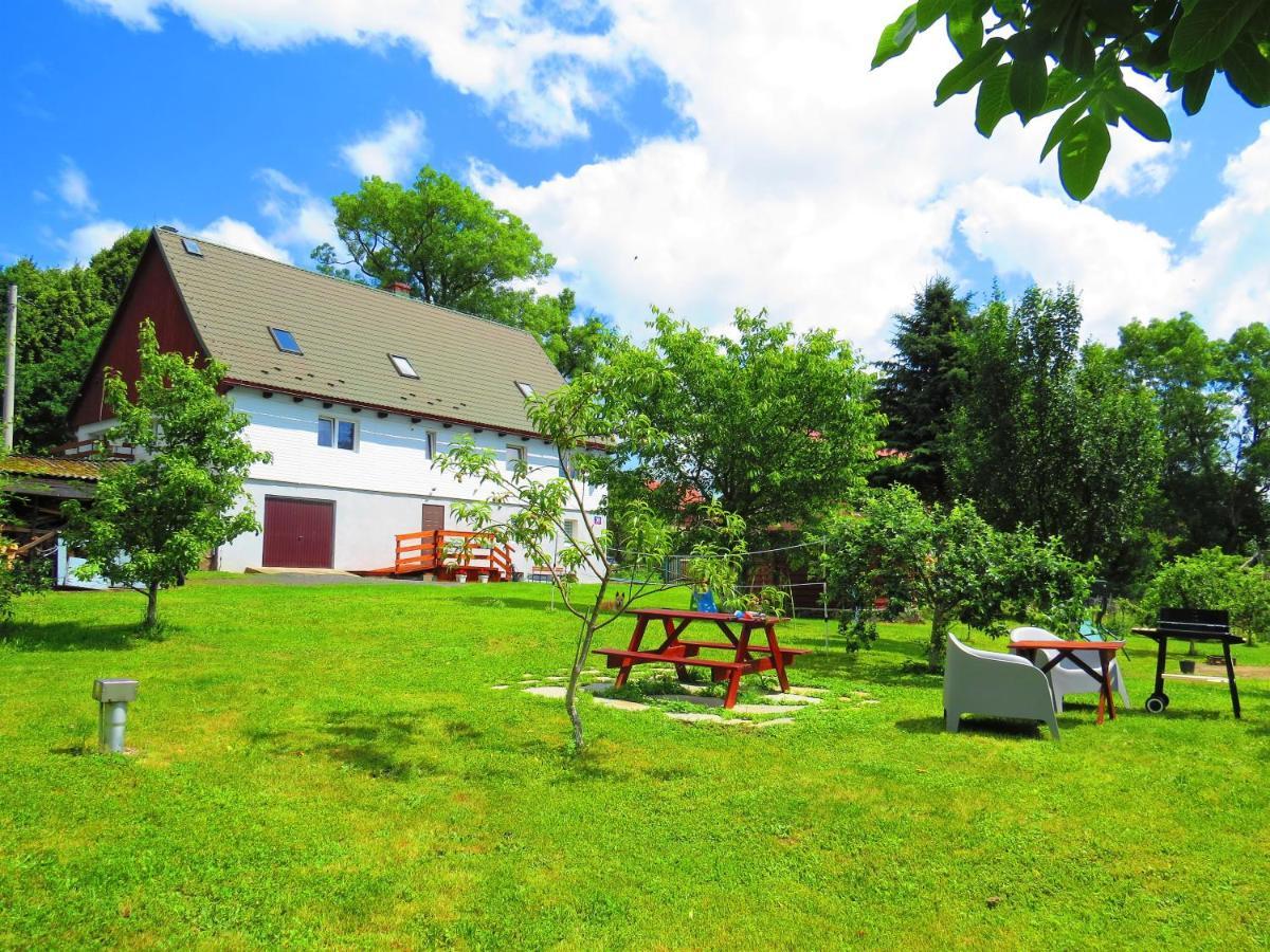 Maja Pokoje Z Widokiem Kameralna Agroturystyka Na Pogorzu Izerskim Z Sauna I Jacuzzi (Adults Only) Mirsk Exterior foto
