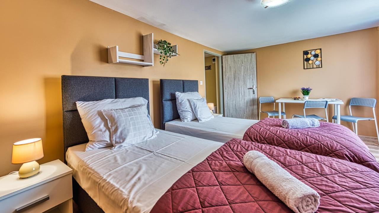 Maja Pokoje Z Widokiem Kameralna Agroturystyka Na Pogorzu Izerskim Z Sauna I Jacuzzi (Adults Only) Mirsk Exterior foto