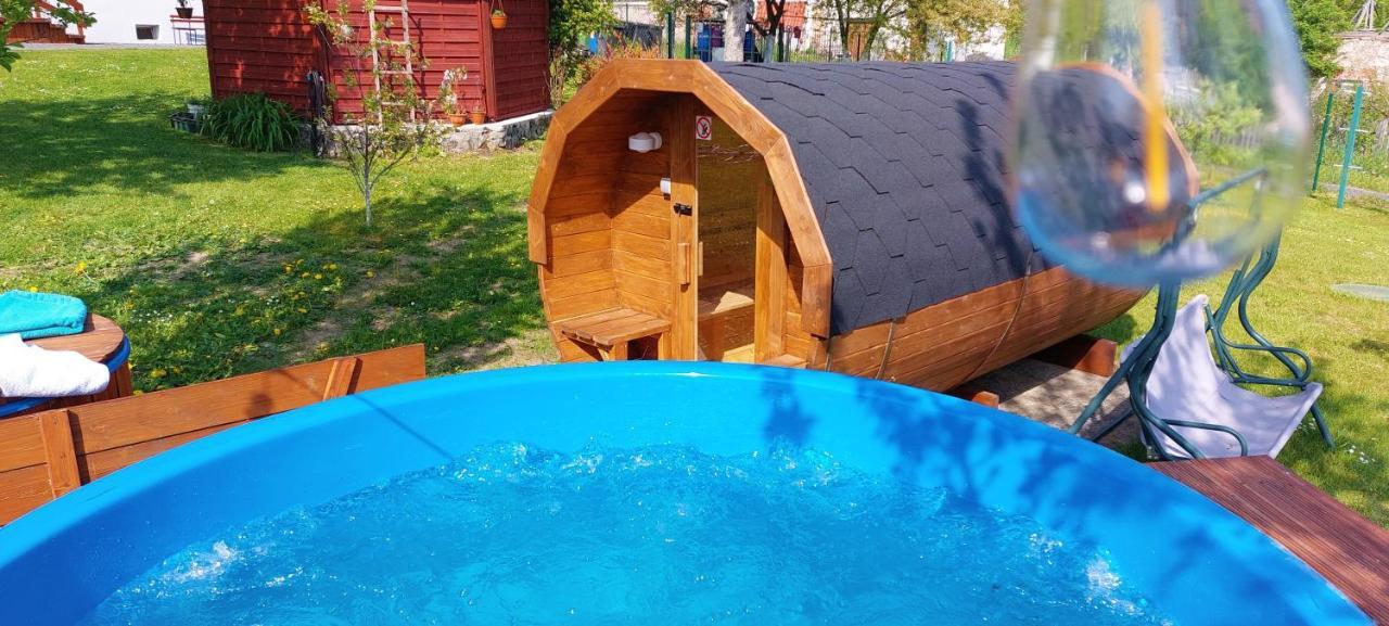 Maja Pokoje Z Widokiem Kameralna Agroturystyka Na Pogorzu Izerskim Z Sauna I Jacuzzi (Adults Only) Mirsk Exterior foto